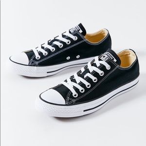 Converse Chuck Taylor Sneakers